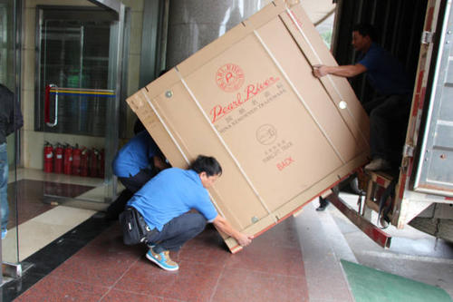 恩施钢琴贵重工艺品无忧运